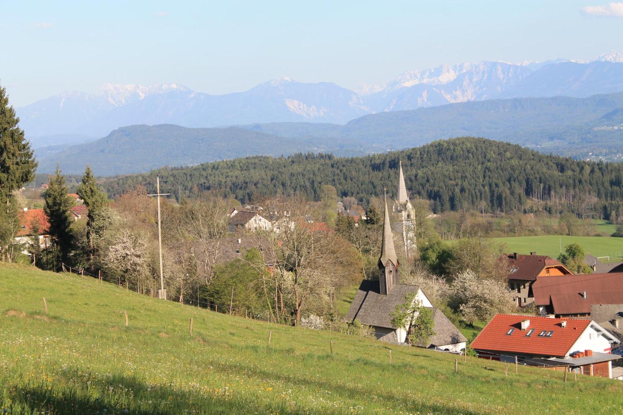 Gaestehaus Groeblacher Köstenberg Exteriör bild